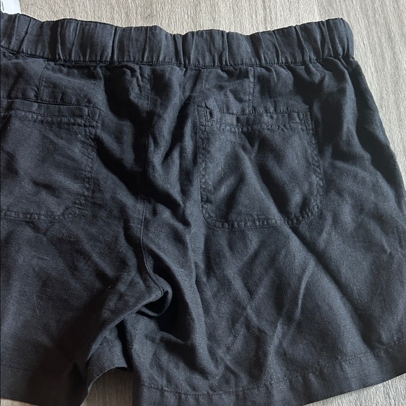 Caslon Women's Charcoal Cargo Shorts - Picture 7 of 10